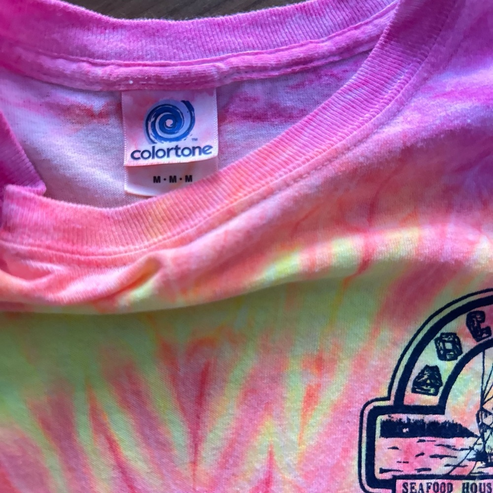 Vibrant Tie-Dye Short Sleeve Tees - Picture 2 of 9